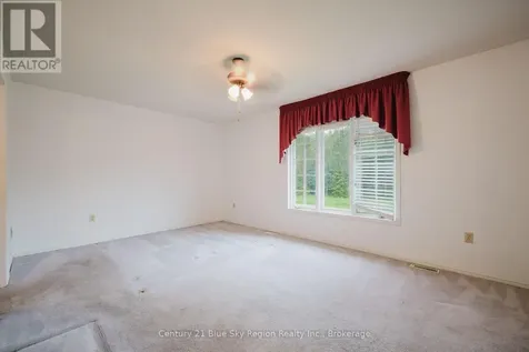 69 Waukegan Road East Ferris ON P0H 1K0