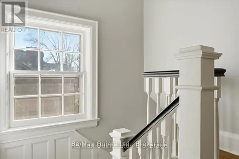 238 Victoria Avenue Belleville (belleville Ward) ON K8N 2C5