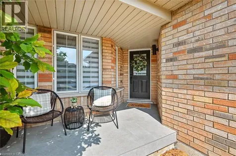 17 Fenwick Place Waterdown ON L0R 2H5