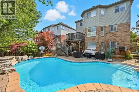 17 Fenwick Place Waterdown ON L0R 2H5
