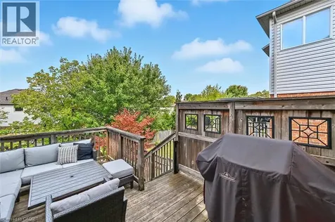 17 Fenwick Place Waterdown ON L0R 2H5