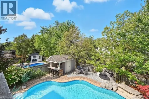 17 Fenwick Place Waterdown ON L0R 2H5