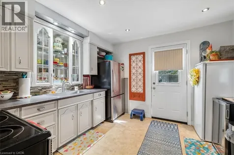 80 Maclennan Avenue Hamilton ON L8V 1X6