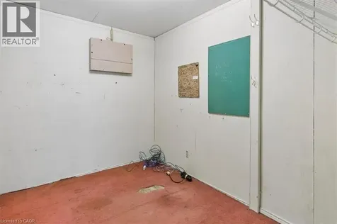 427 Duke Street West Kitchener ON N2H 3Y6