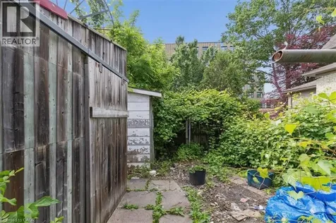 427 Duke Street West Kitchener ON N2H 3Y6