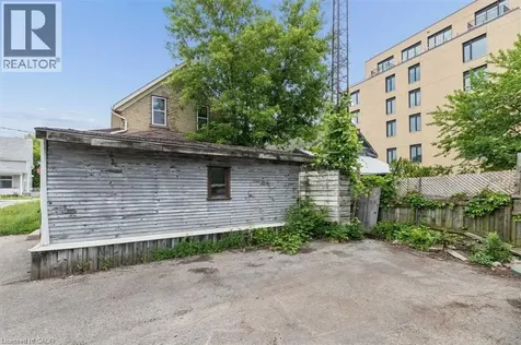 427 Duke Street West Kitchener ON N2H 3Y6