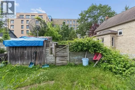 427 Duke Street West Kitchener ON N2H 3Y6