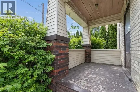 427 Duke Street West Kitchener ON N2H 3Y6