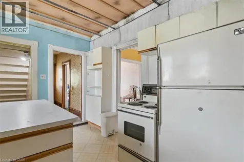 427 Duke Street West Kitchener ON N2H 3Y6