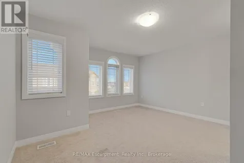53 Aquarius Crescent Hamilton ON L0R 1P0