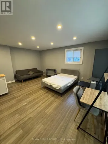 61 Waterloo Drive Kitchener ON N2H 3V1