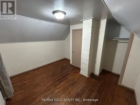 1315 Partington Avenue Windsor ON N9B 2P5