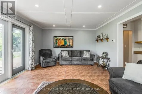 178 Church Street Penetanguishene ON L9M 1E6