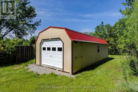 178 Church Street Penetanguishene ON L9M 1E6