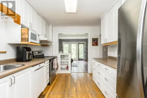 178 Church Street Penetanguishene ON L9M 1E6
