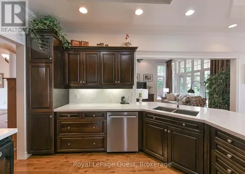 199 Victoria Crescent Orillia ON L3V 0J5