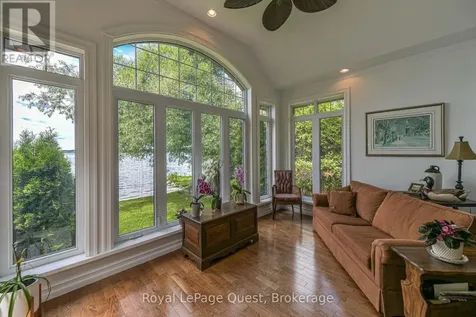 199 Victoria Crescent Orillia ON L3V 0J5