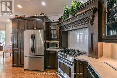 199 Victoria Crescent Orillia ON L3V 0J5