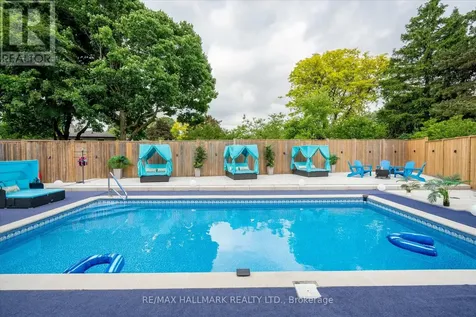 119 Charlotte Place Kitchener ON N2B 2K4