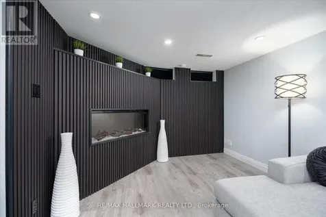 119 Charlotte Place Kitchener ON N2B 2K4