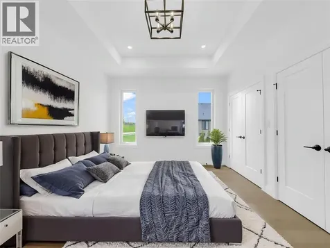 2614 Barkley Avenue Windsor ON N8P 0E9