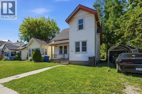 1596 College Windsor ON N9B 1M1