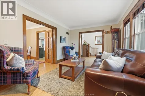 2146 Windermere Windsor ON N8W 2S6