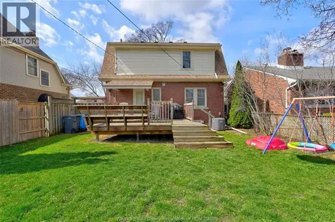 2146 Windermere Windsor ON N8W 2S6