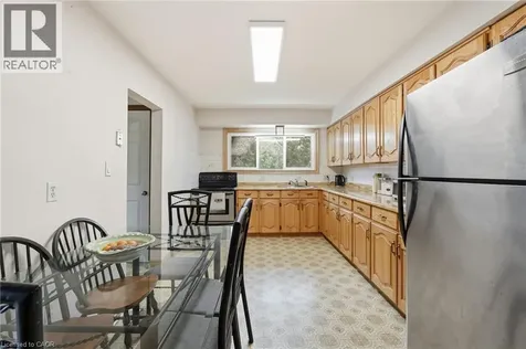 20 Nelligan Place Hamilton ON L8K 4X7