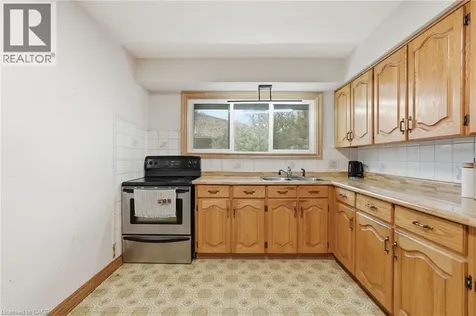 20 Nelligan Place Hamilton ON L8K 4X7