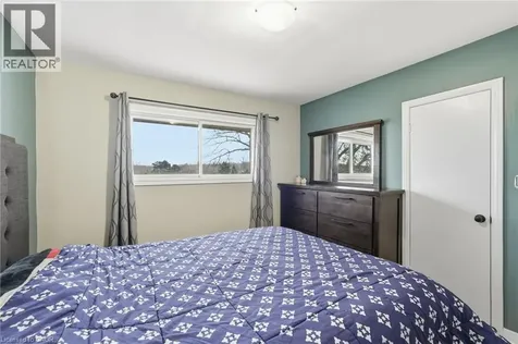 20 Nelligan Place Hamilton ON L8K 4X7