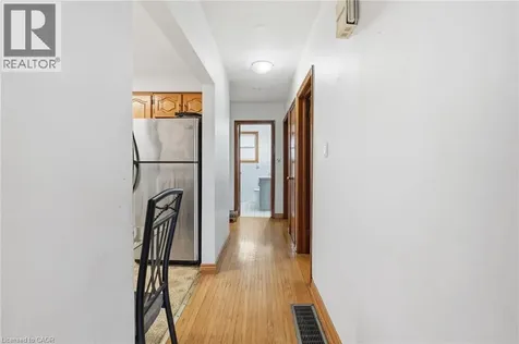 20 Nelligan Place Hamilton ON L8K 4X7