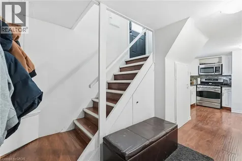 20 Nelligan Place Hamilton ON L8K 4X7