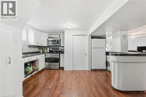 20 Nelligan Place Hamilton ON L8K 4X7