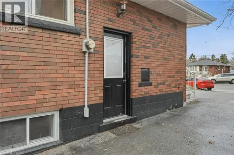 20 Nelligan Place Hamilton ON L8K 4X7