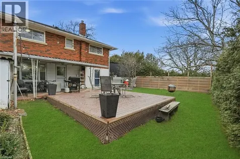 20 Nelligan Place Hamilton ON L8K 4X7