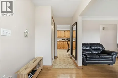 20 Nelligan Place Hamilton ON L8K 4X7