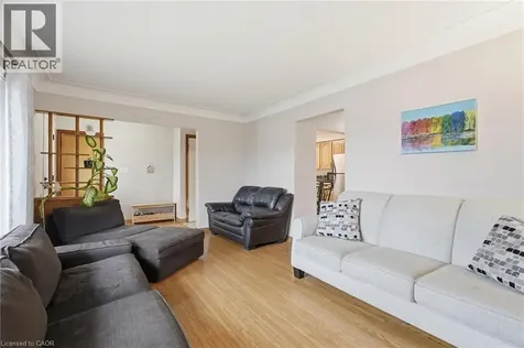 20 Nelligan Place Hamilton ON L8K 4X7