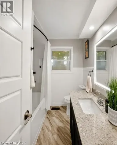 35 Weichel Street Kitchener ON N2M 2A7