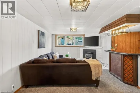 35 Weichel Street Kitchener ON N2M 2A7