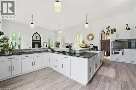 859 Haldibrook Road Caledonia ON N3W 1N4