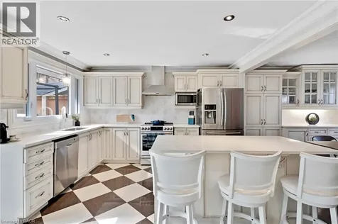 37 Yellow Birch Drive Kitchener ON N2N 2M1