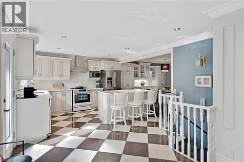 37 Yellow Birch Drive Kitchener ON N2N 2M1