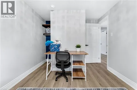 2258 Manchester Drive Burlington ON L7P 3W2