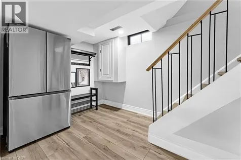 2258 Manchester Drive Burlington ON L7P 3W2