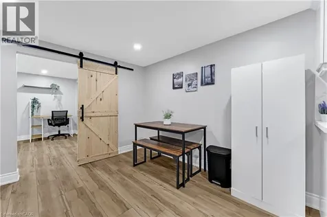 2258 Manchester Drive Burlington ON L7P 3W2