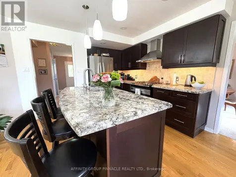 14 Remion Crescent Uxbridge ON L9P 1V3