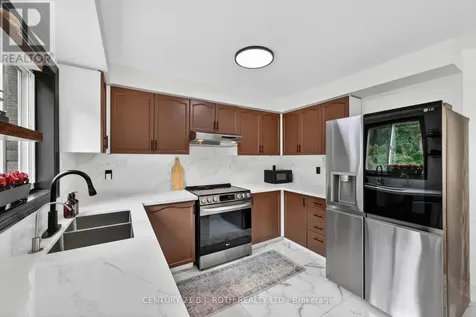 1077 Corrie Street Innisfil (alcona) ON L9S 1T7