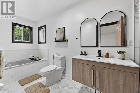 1077 Corrie Street Innisfil (alcona) ON L9S 1T7