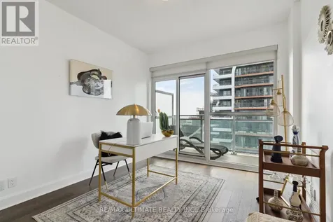 33 Shore Breeze Drive Toronto (mimico) ON M8V 1A1